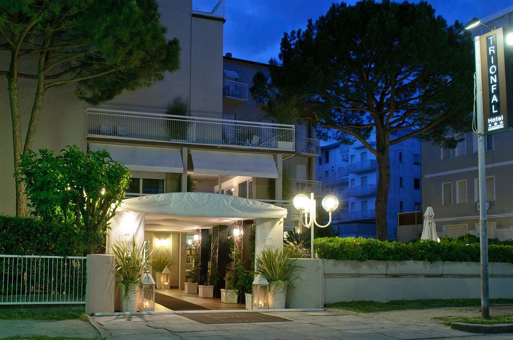 Hotel Trionfal ミラノ・マリッティマ エクステリア 写真